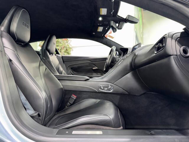 2019 Aston Martin DB11 V8