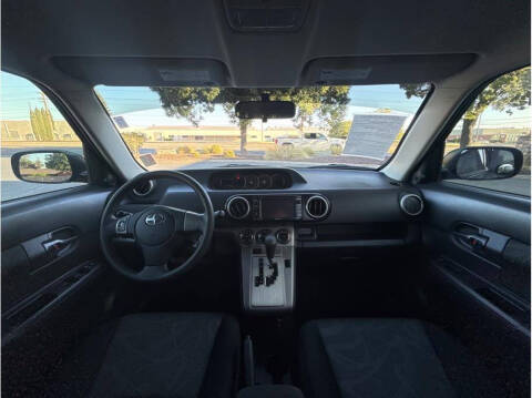 2015 Scion xB