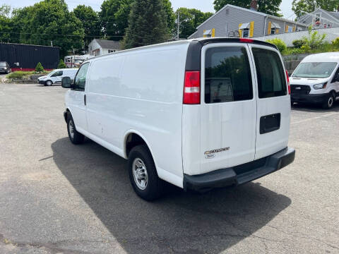 2019 Chevrolet Express 2500