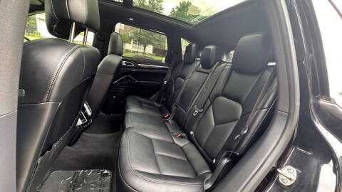2016 Porsche Cayenne S