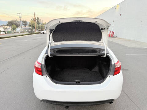 2018 Toyota Corolla LE