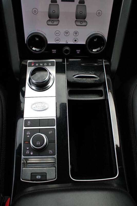 2020 Land Rover Range Rover P525 HSE