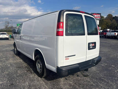 2021 Chevrolet Express 2500