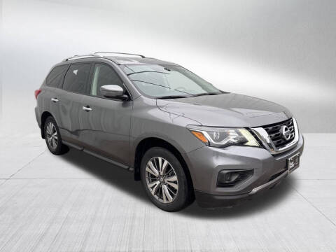 2020 Nissan Pathfinder S