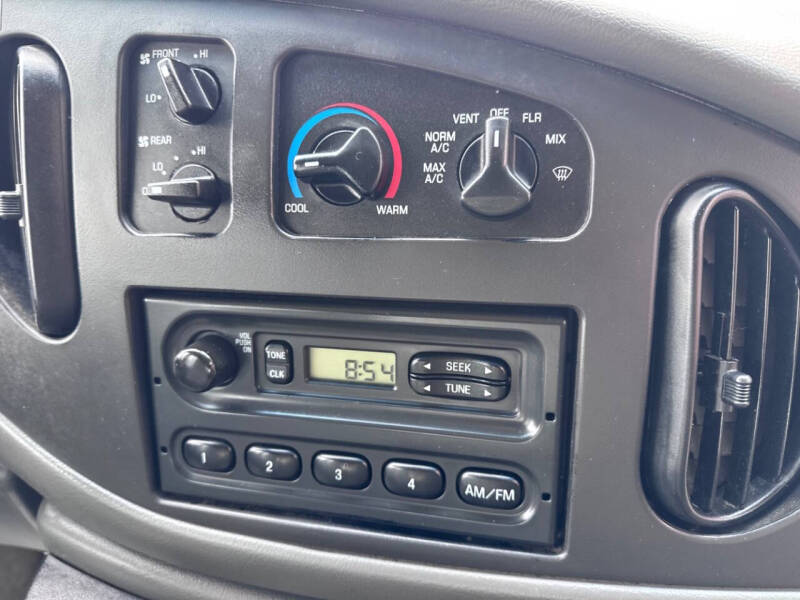 2008 Ford E-Series E-150