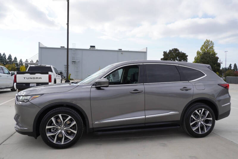 2022 Acura MDX w/Tech