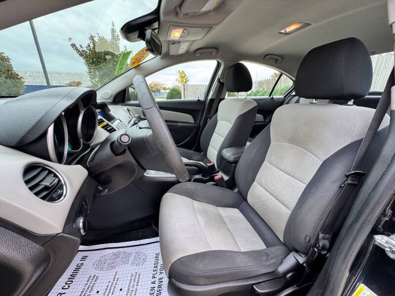 2016 Chevrolet Cruze Limited LS Auto