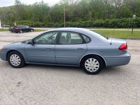 2006 Ford Taurus SE