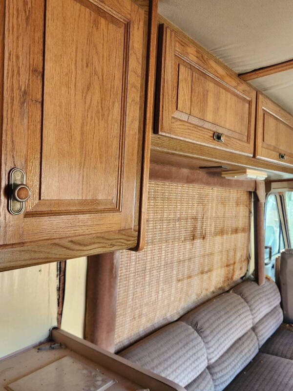 1989 Pace American 37F