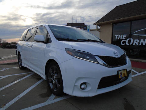 2015 Toyota Sienna for sale at Cornerlot.net in Bryan TX