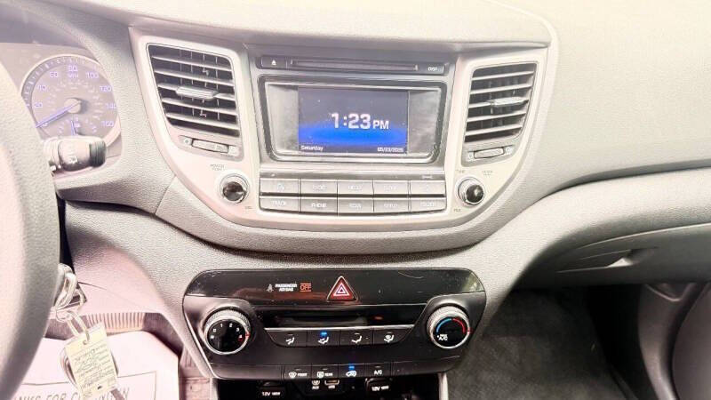 2017 Hyundai Tucson SE