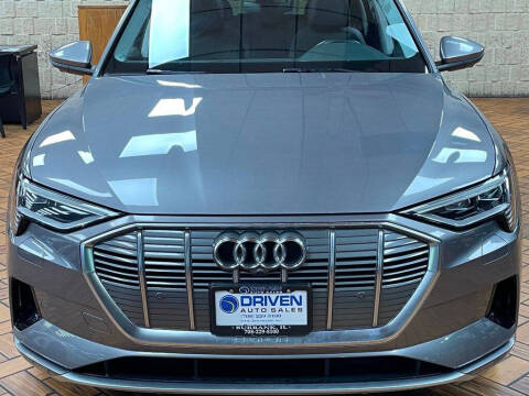 2021 Audi e-tron quattro Premium Plus