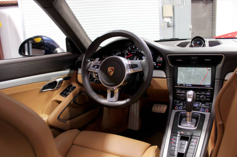 2015 Porsche 911