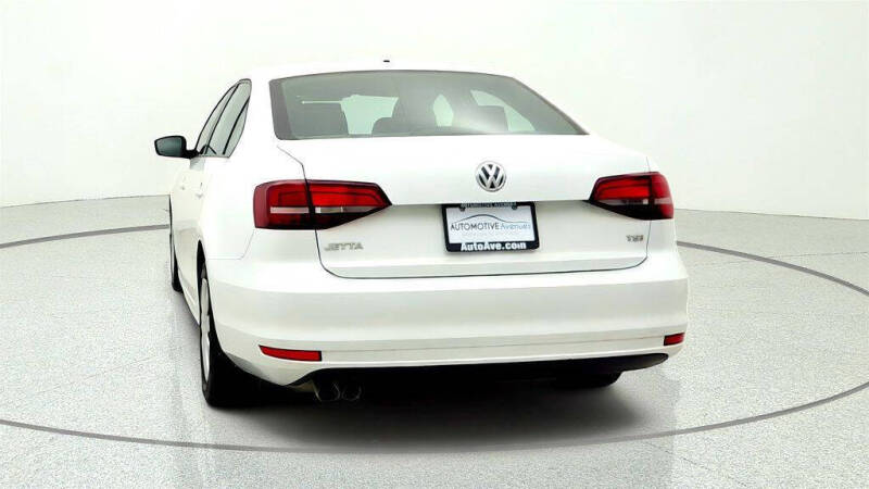 2016 Volkswagen Jetta