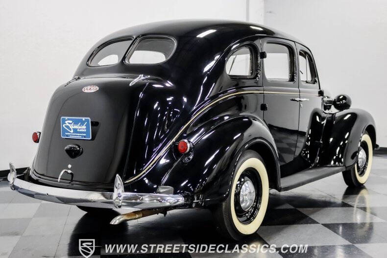 1938 Plymouth Deluxe
