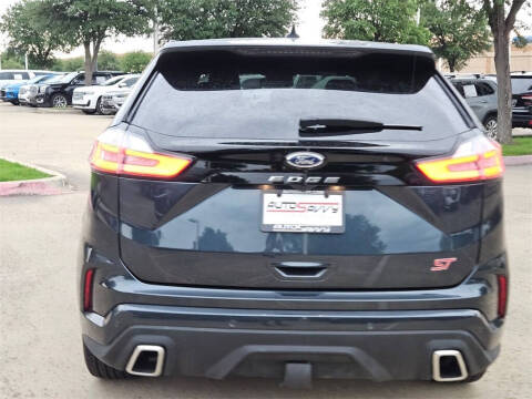 2022 Ford Edge ST