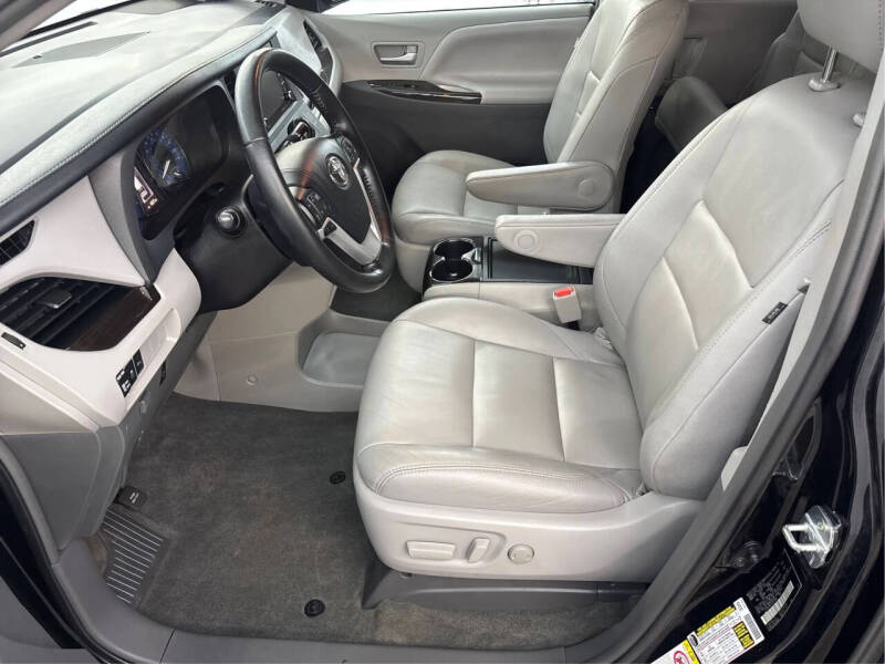 2018 Toyota Sienna