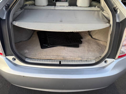 2012 Toyota Prius Two