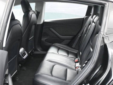 2019 Tesla Model 3 Standard Range Plus