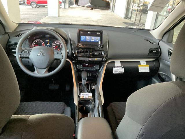 2026 Mitsubishi Eclipse Cross LE