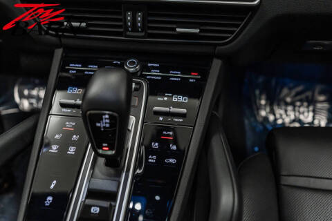 2023 Porsche Cayenne Coupe Platinum Edition