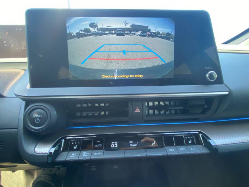 2024 Toyota Prius XLE