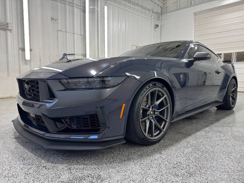 2025 Ford Mustang Dark Horse