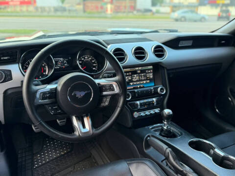 2015 Ford Mustang