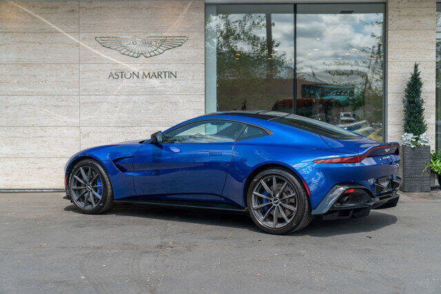 2019 Aston Martin Vantage 2