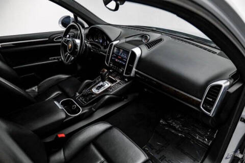 2017 Porsche Cayenne S