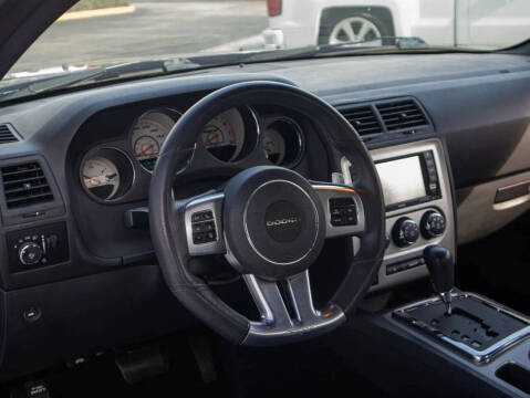 2014 Dodge Challenger SRT8