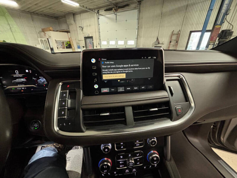 2022 GMC Yukon XL SLT