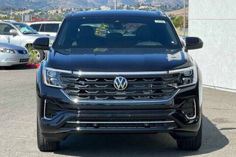 2024 Volkswagen Atlas Cross Sport SEL R-Line 4Motion