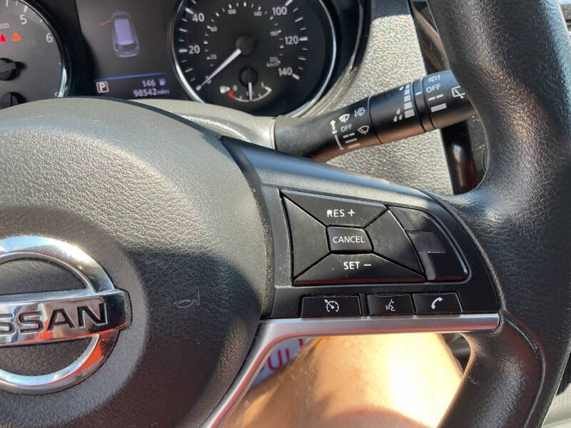 2018 Nissan Rogue S