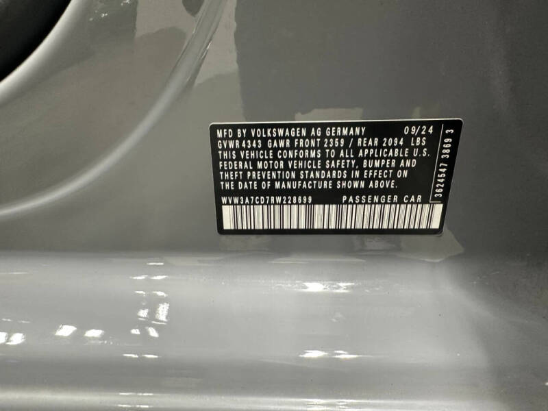 2024 Volkswagen Golf GTI SE