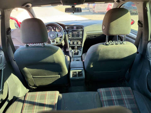 2020 Volkswagen Golf GTI S