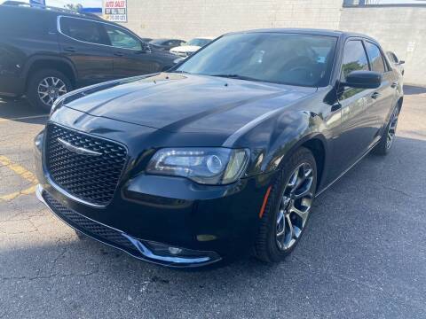 2015 Chrysler 300 for sale at Gus's Used Auto Sales in Detroit MI