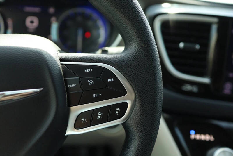 2020 Chrysler Pacifica Touring