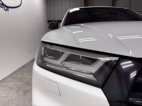 2020 Audi SQ5 3.0T quattro Prestige