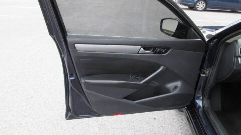 2015 Volkswagen Passat 1.8T SE