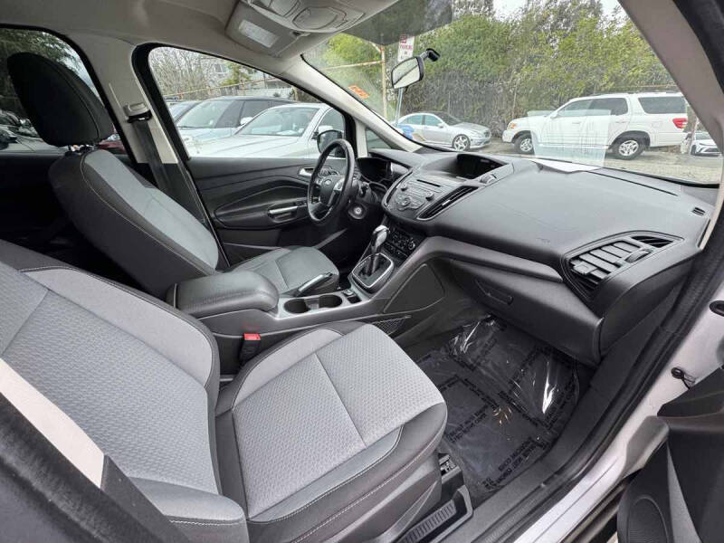 2017 Ford C-MAX Energi SE