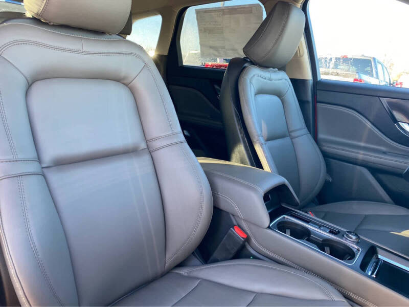 2025 Lincoln Corsair Premiere