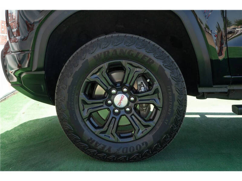 2023 GMC Canyon Elevation
