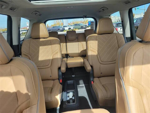 2025 Infiniti QX80 Luxe