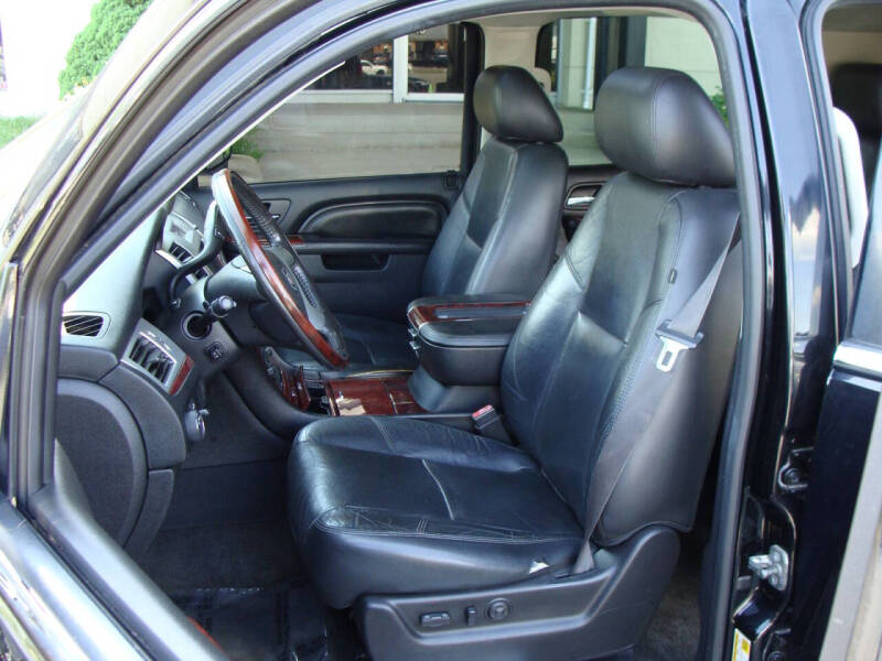 2012 Cadillac Escalade ESV Luxury