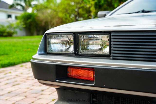 1981 DeLorean DMC-12