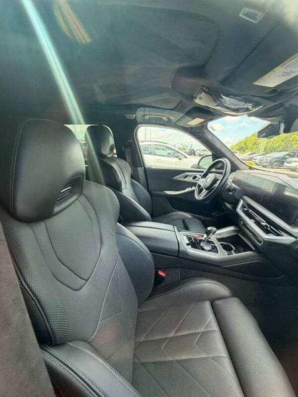 2023 BMW XM