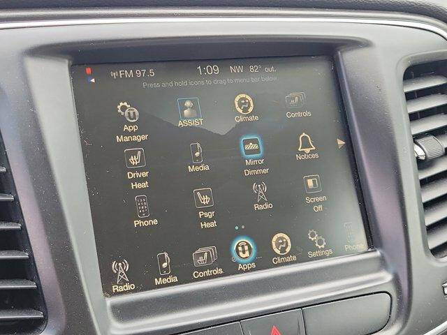 2017 Chrysler 200 Limited Platinum