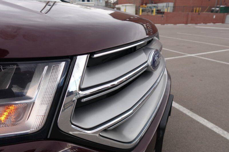 2017 Ford Edge Titanium