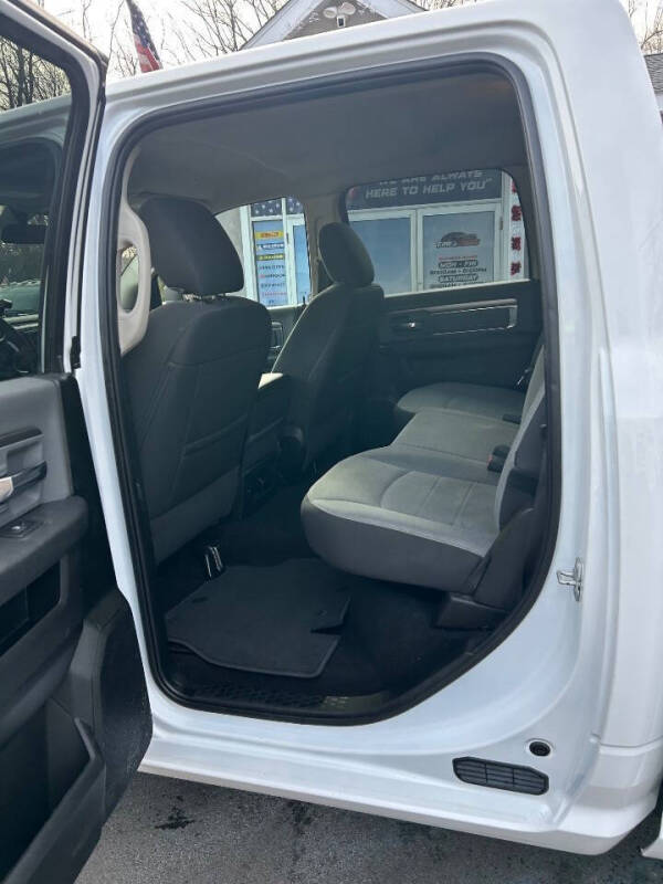 2021 RAM 1500 Classic SLT